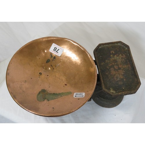 18 - Victorian style metal weighing scales with copper dish