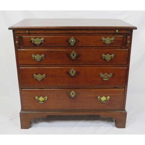 141 - Georgian mahogany bachelors chest of four drawers of graduating sizes, with pull-out shelf, brass dr... 