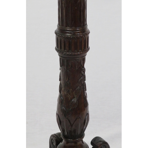 29 - Edwardian style standard lamp with reeded decoration & on quadrapod