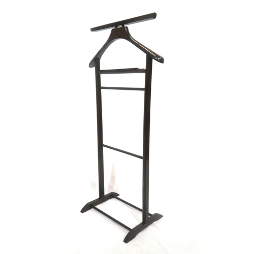 142 - Edwardian style clothes horse with rails & bracket feet