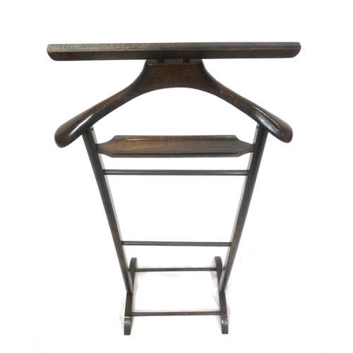 142 - Edwardian style clothes horse with rails & bracket feet