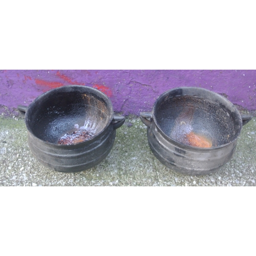 187 - Pair of Victorian style round metal skillet pots with shaped handles & legs