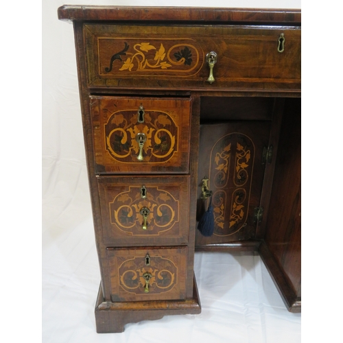 216 - William IV inlaid & crossbanded mahogany kneehole desk with ornate foliate inlay, brass teardrop han... 