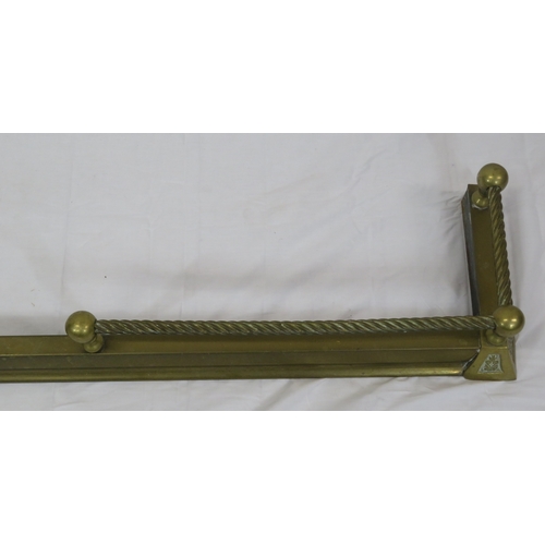 232 - Edwardian brass fire kerb with barleytwist rails