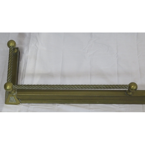 232 - Edwardian brass fire kerb with barleytwist rails