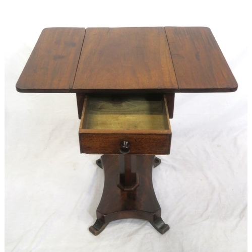 241 - Edwardian mahogany Pembroke table with drop leaves, pull-out supports, frieze drawer with bun handle... 