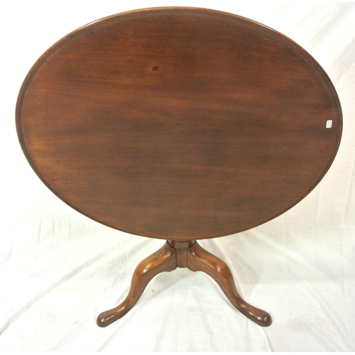 280 - Victorian mahogany round occasional table with tip-up top, baluster turned column, on hipped tripod