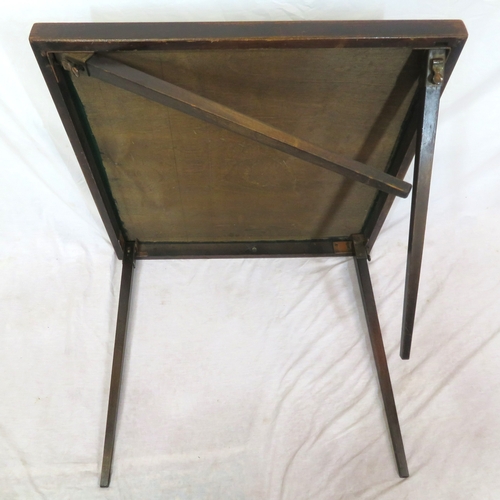 60 - Edwardian oak picnic or card table with folding tapering legs