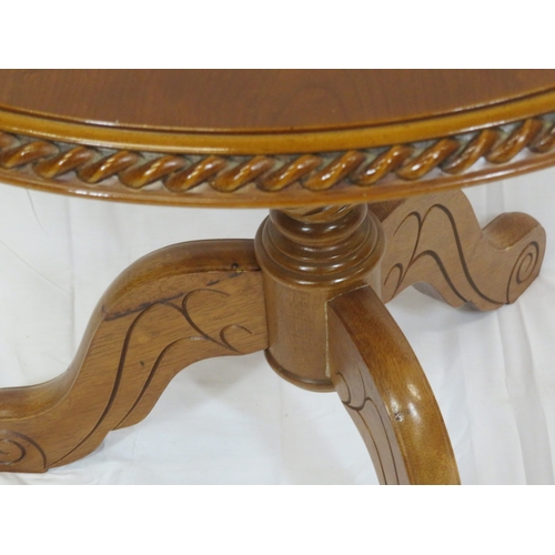 81 - Edwardian design inlaid round occasional table with rope edge border, twist turned column, on tripod