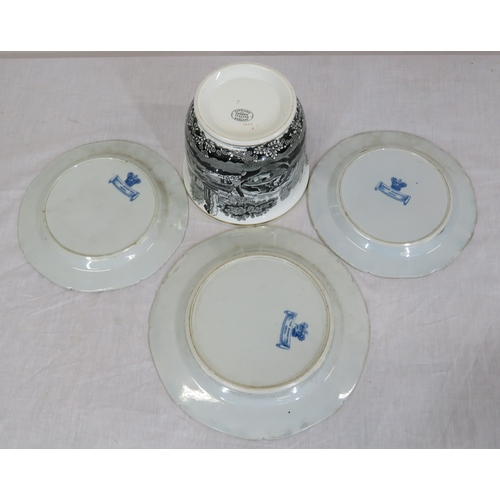 82 - Three Oriental style Ironstone plates with bird & foliate decoration, & a Copeland Spode vase