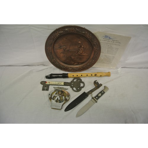 143 - Assorted lot: Danish copper plaque, thermometer, key, recorder, AA badge, military knife, in box