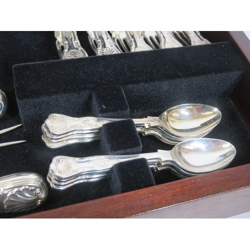 301 - Large canteen of Kings pattern silverplated cutlery in fitted canteen