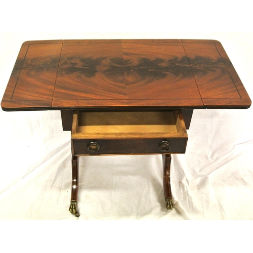 114 - Edwardian style drop leaf coffee table with pull-out supports, frieze drawer, on splayed legs with c... 