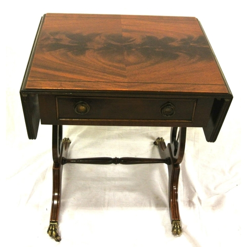 114 - Edwardian style drop leaf coffee table with pull-out supports, frieze drawer, on splayed legs with c... 