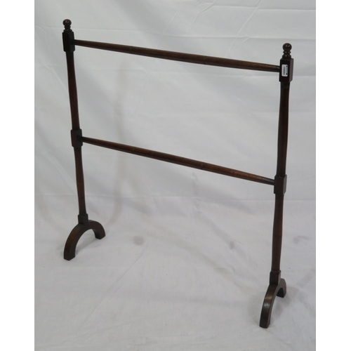 118 - Victorian mahogany clothes horse with turned rails