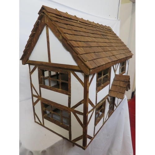 127 - Dutch style dolls house with sectioned interior and detachable roof