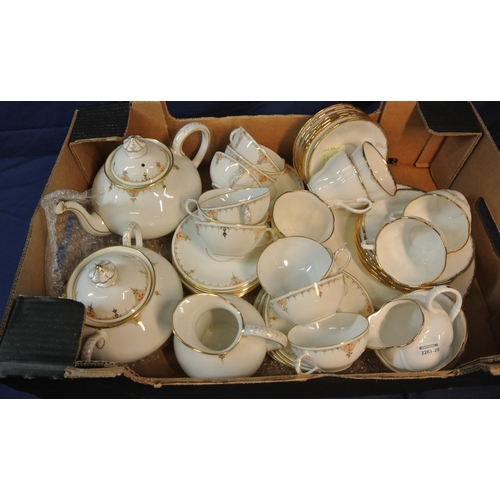 104 - Lot of Royal Albert and other tea ware in box