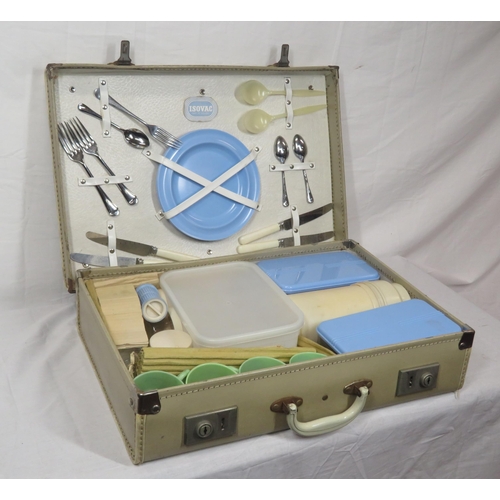 152 - Vintage 'Isovac' picnic set in fitted case