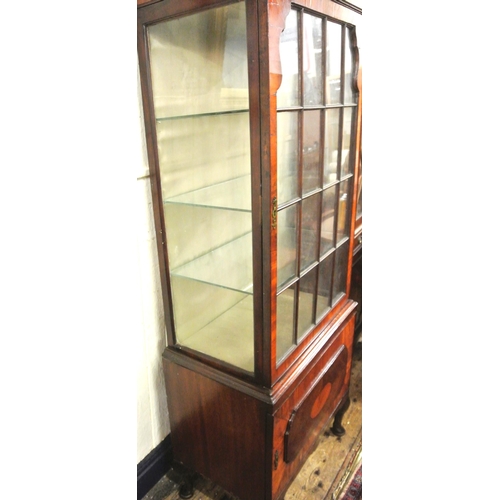 160 - Edwardian walnut and mahogany display cabinet with glazed door, sides and shelving, press under with... 