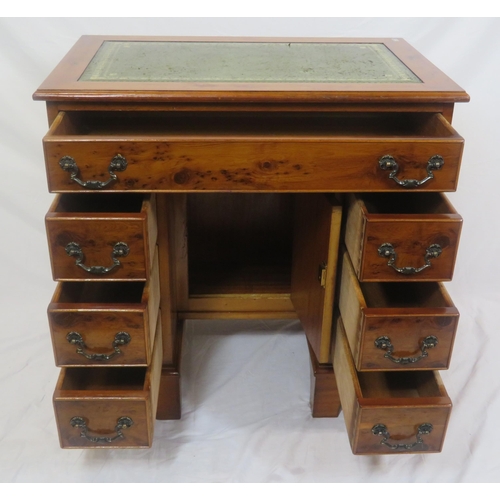 191 - Edwardian design yew kneehole desk with leatherette inset, 1 long and 6 short drawers with drop hand... 