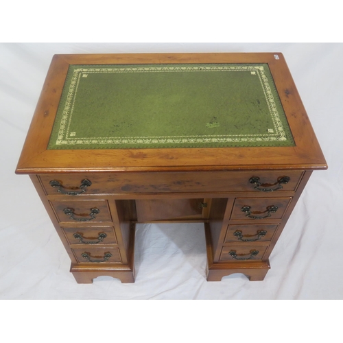 191 - Edwardian design yew kneehole desk with leatherette inset, 1 long and 6 short drawers with drop hand... 