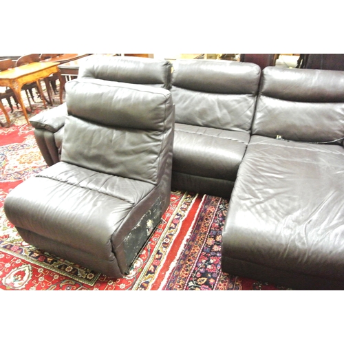 370 - 4-section leather covered lounge or livingroom suite with 2 recliners.