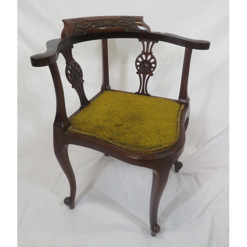 379 - Victorian mahogany open corner armchair with pierced splats, foliate carving, shaped arms and seat, ... 