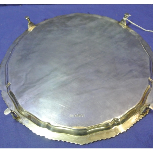 101 - George V Chester silver round serving tray with wavy gadroon raised rim, on 4 cast pad feet, 650g, 3... 