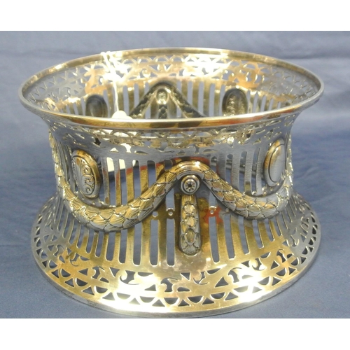 120 - Birmingham silver dish or potato ring, pierced and decorated with swags and cartouches 357g, 20cm di... 