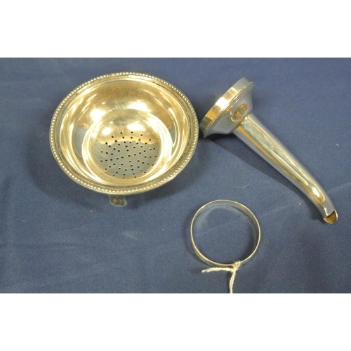 56 - Birmingham silver wine funnel with beaded rim, detachable