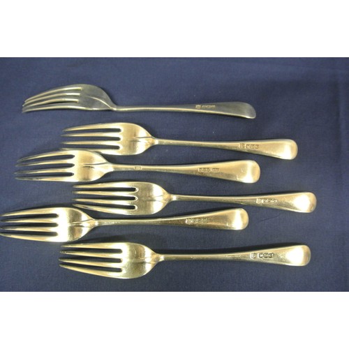 144 - Set of 6 Sheffield silver rat-tail dessert forks, 1945