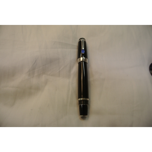 156 - Montblanc Boheme Bleu Fountain Pen, with twist cover, 13.5cm