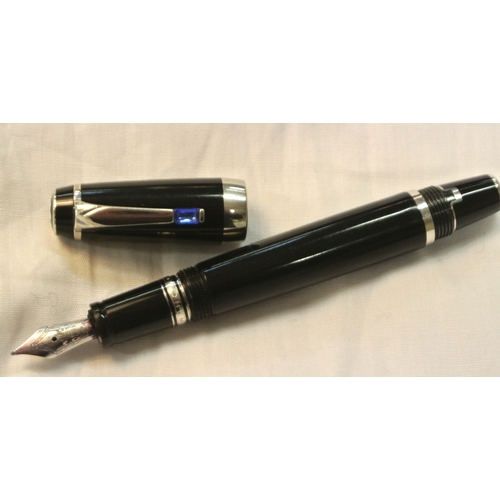 156 - Montblanc Boheme Bleu Fountain Pen, with twist cover, 13.5cm