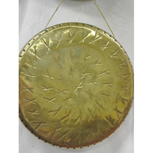 118 - Brass gong with stags head shaped backplate