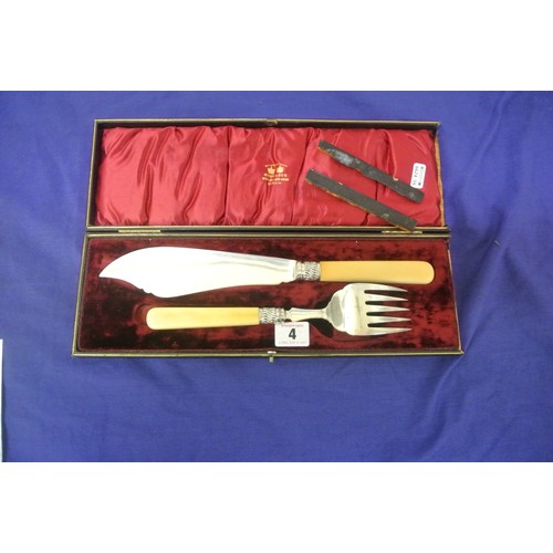 194 - Pair of fish servers with Sheffield silver bands, 1894 and bone handles, retailed by West & Sons, Du... 