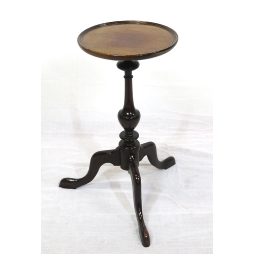 112 - Edwardian style lamp or wine table with round top, on tripod