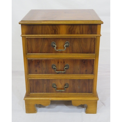 149 - Small Edwardian design inlaid walnut chest of 3 drawers with drop handles, on bracket feet