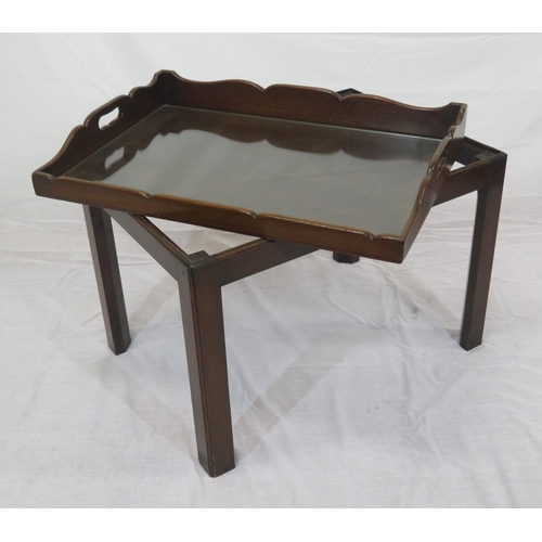 159 - Edwardian style Butlers table with wavy rim, detachable tray, on square legs