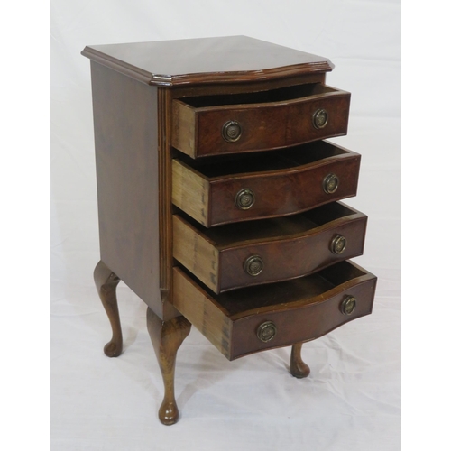 181 - Small Edwardian design serpentine fronted chest of 4 drawers with drop handles and cabriole legs