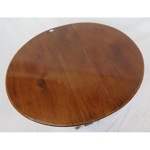 211 - Edwardian inlaid and crossbanded mahogany Sutherland table with D-shaped drop leaves, gateleg suppor... 