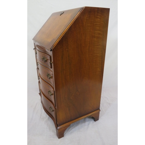 235 - Small Edwardian design crossbanded walnut and mahogany bureau with drop down front, pull-out support... 