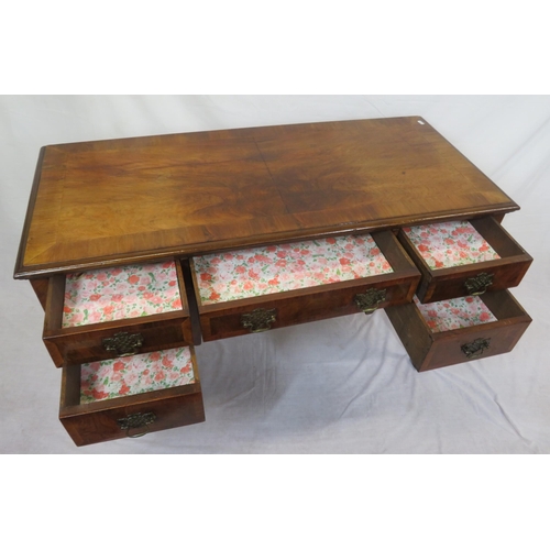 255 - Edwardian crossbanded mahogany and walnut desk or side table with 5 drawers, brass drop handles with... 