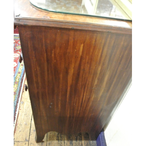 280 - Georgian mahogany bow fronted chest of 3 drawers with bun handles, on bracket feet