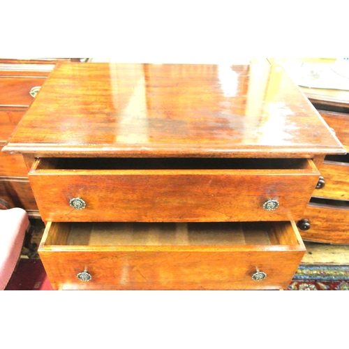 285 - Edwardian design mahogany chest of 4 drawers with pierced handles, on cabriole legs