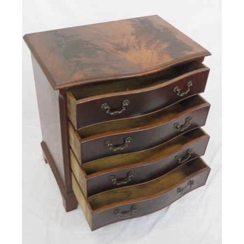 306 - Edwardian mahogany serpentine fronted chest of 4 drawers with drop handles, on bracket feet