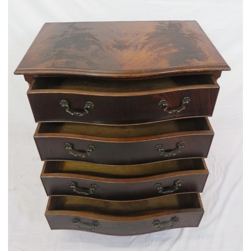 306 - Edwardian mahogany serpentine fronted chest of 4 drawers with drop handles, on bracket feet