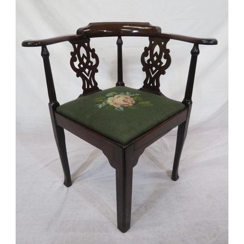 369 - Victorian mahogany open corner armchair with pierces splats, shaped arms, foliate upholstered seat, ... 