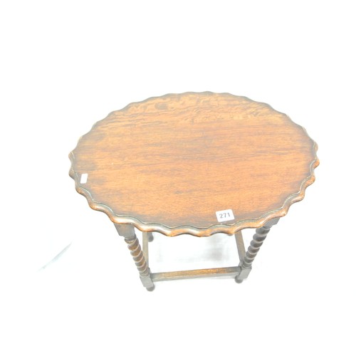 271 - Victorian oval oak occasional table with wavy rim, barley twist columns and stretcher