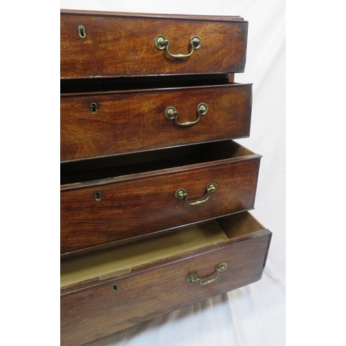 100 - Georgian mahogany chest of 4 drawers of graduating sizes, with brass drop handles, on bracket feet