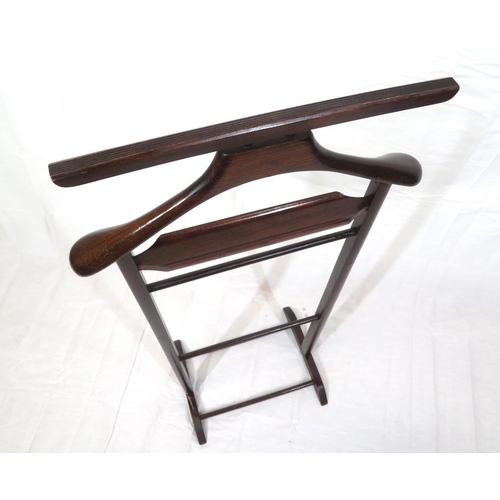 113 - Edwardian design valet stand with shaped rails